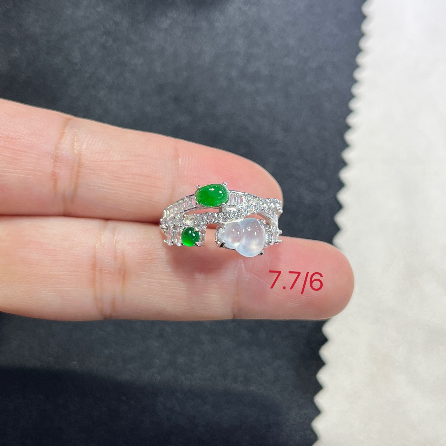 Myanmar Jade Silver-Set Gourd Ring