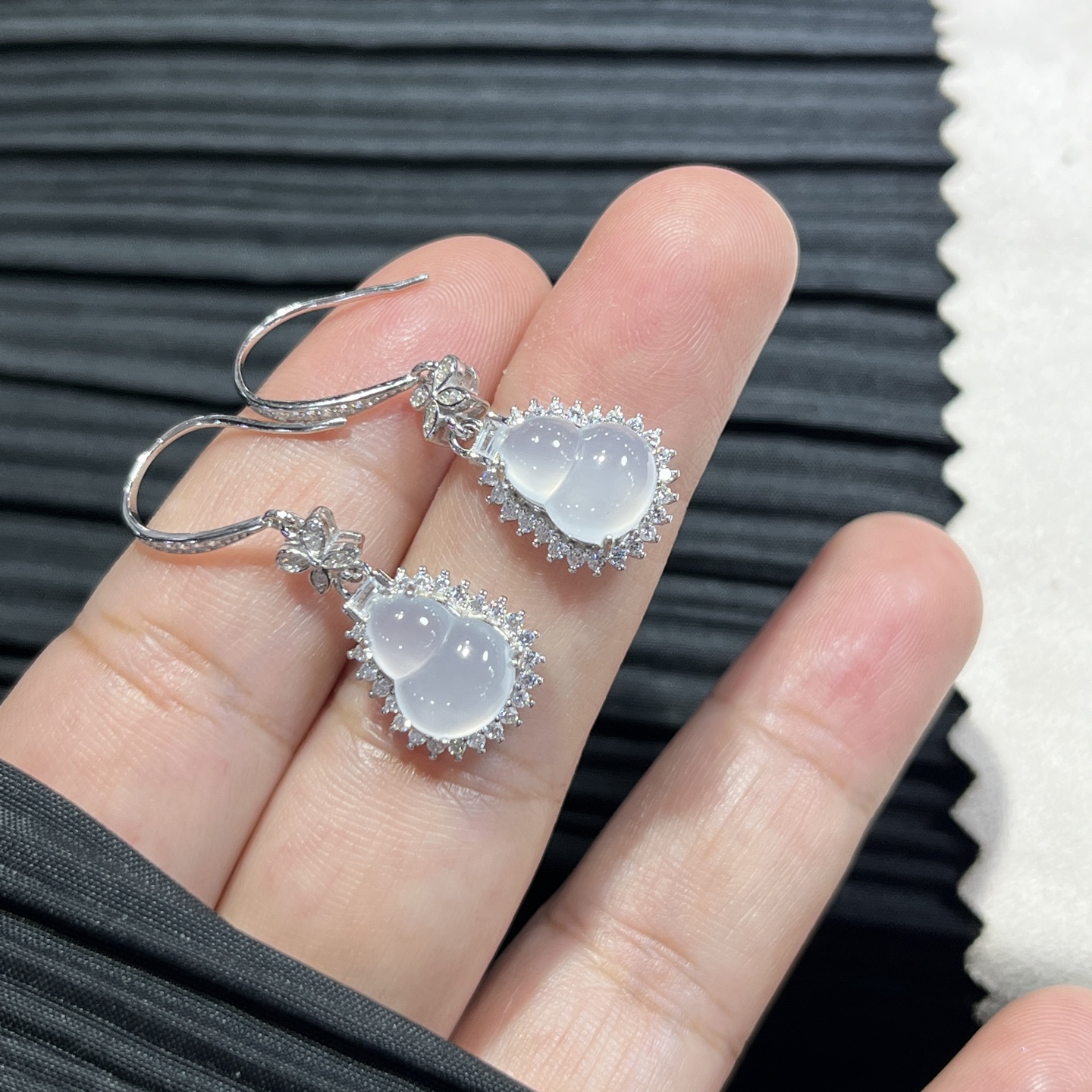 Myanmar Jade Silver-Plated Gourd Earrings 2