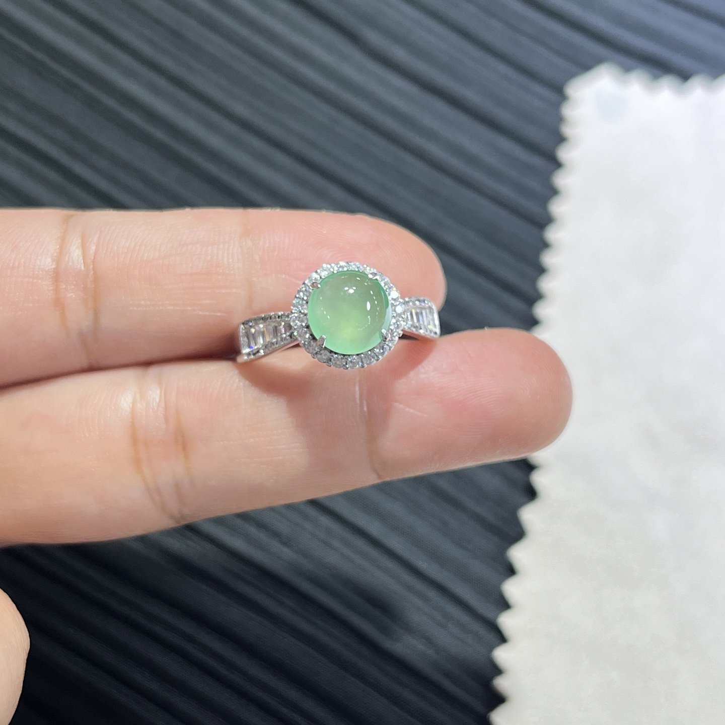 Myanmar Jade Silver-Set Ice Ring 3