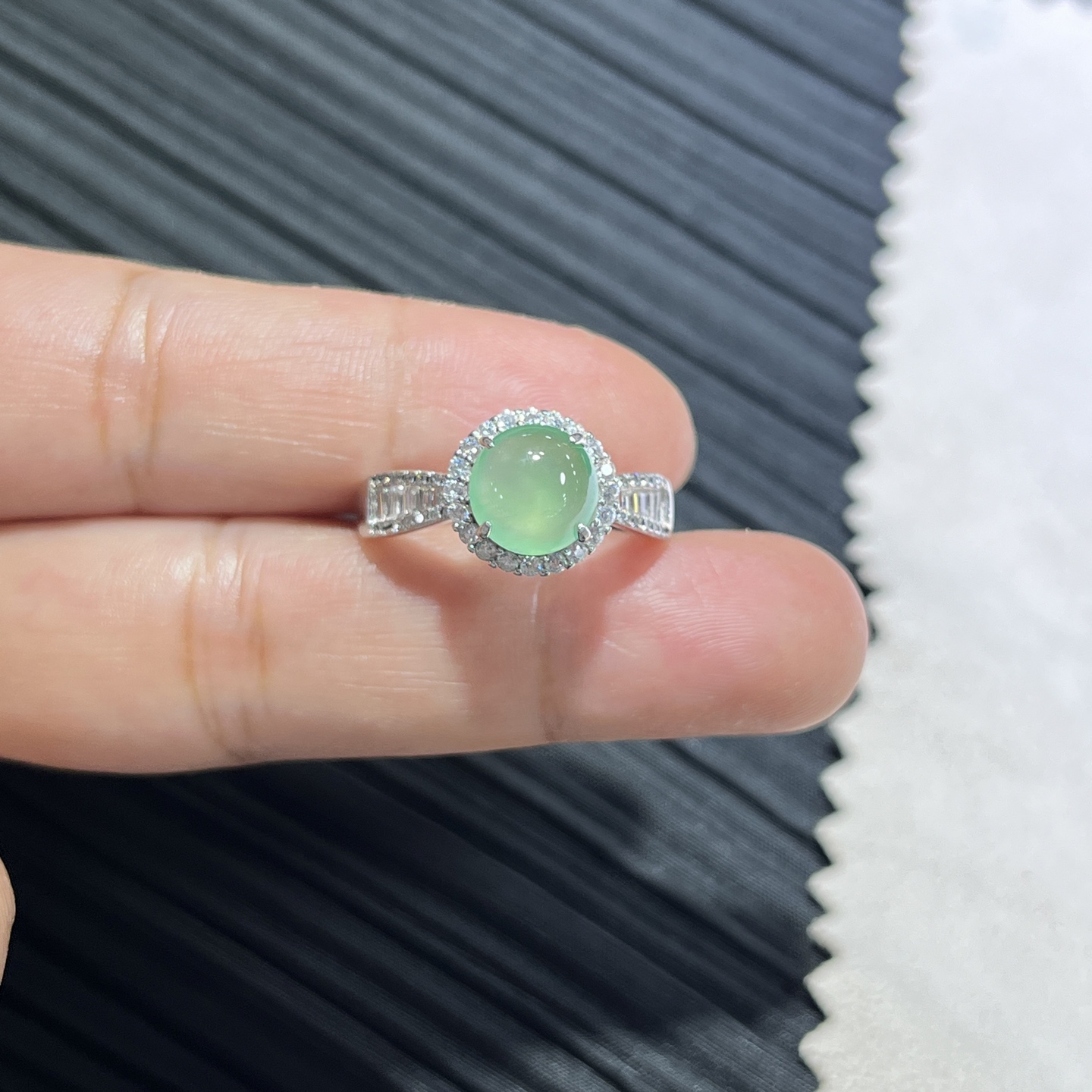 Myanmar Jade Silver-Set Ice Ring 4