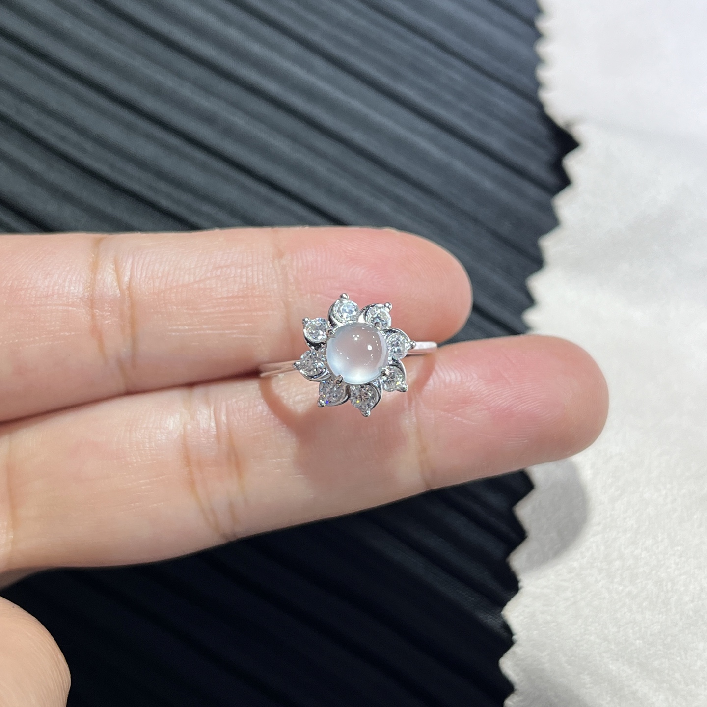 Myanmar Jade Silver-Set High-Ice Ring 4