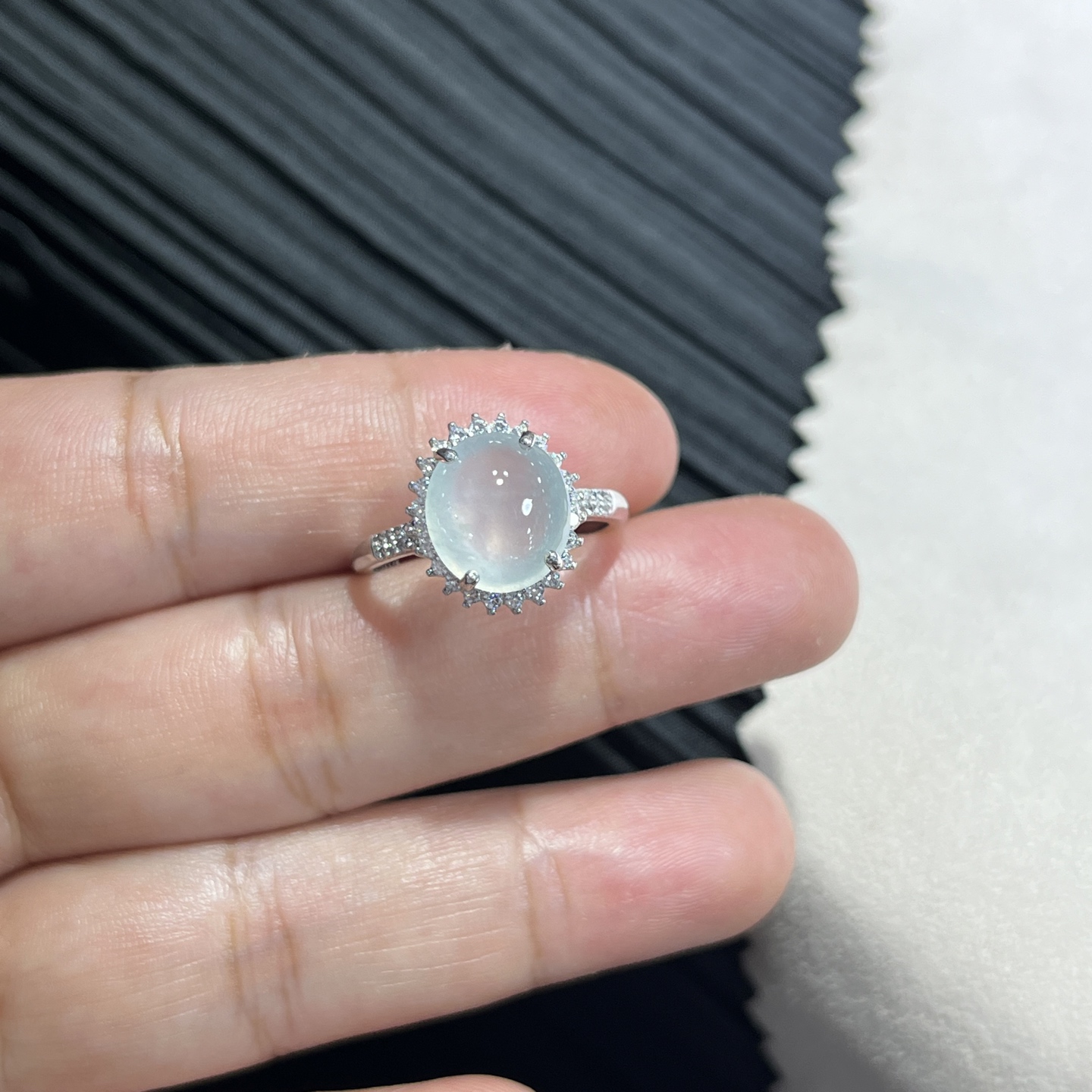 Myanmar Jade Silver-Set Ice Ring 2
