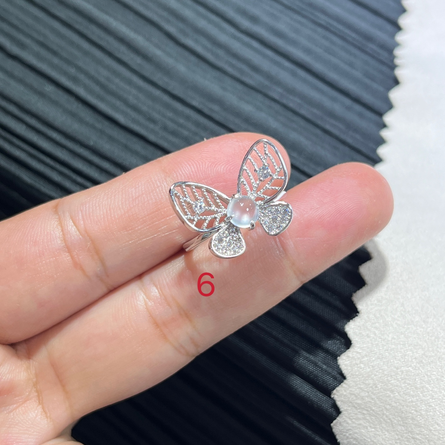 Myanmar Jade Silver-Set High-Ice Ring