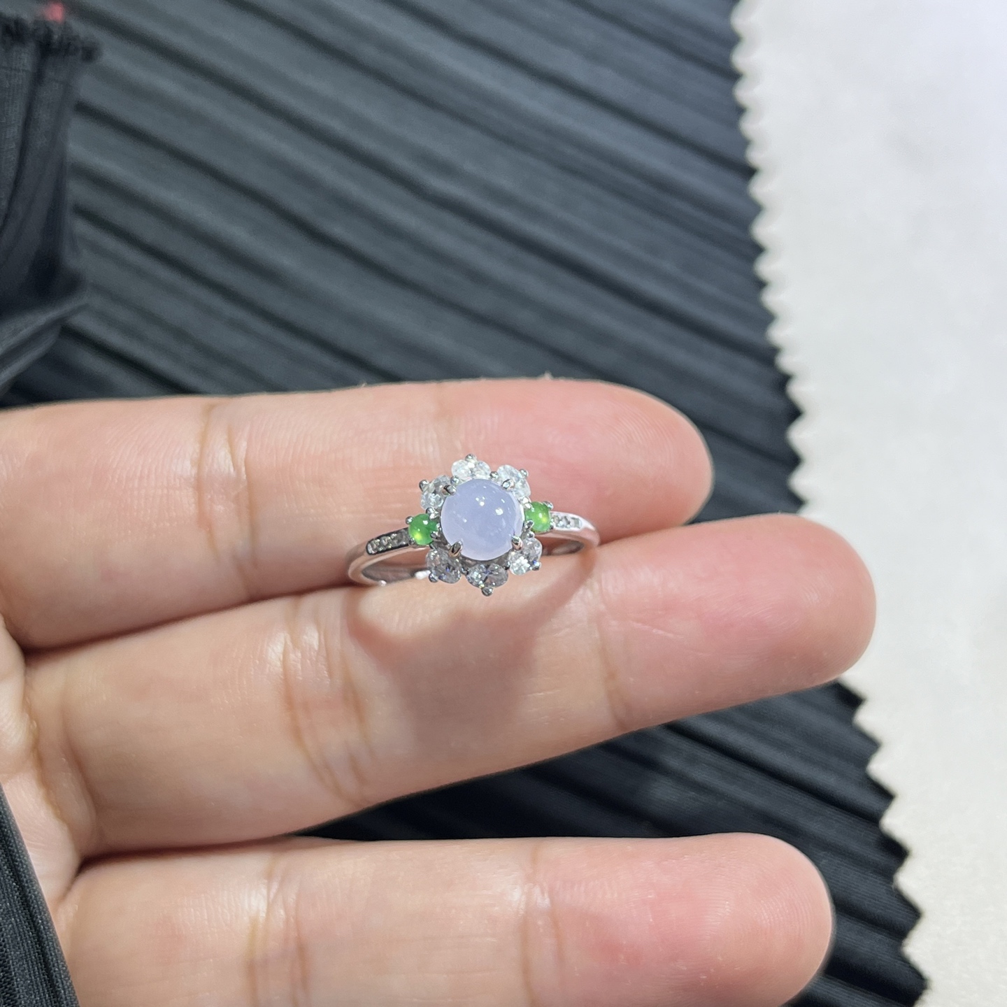 Myanmar Jade Silver-Set Exquisite Ring 2