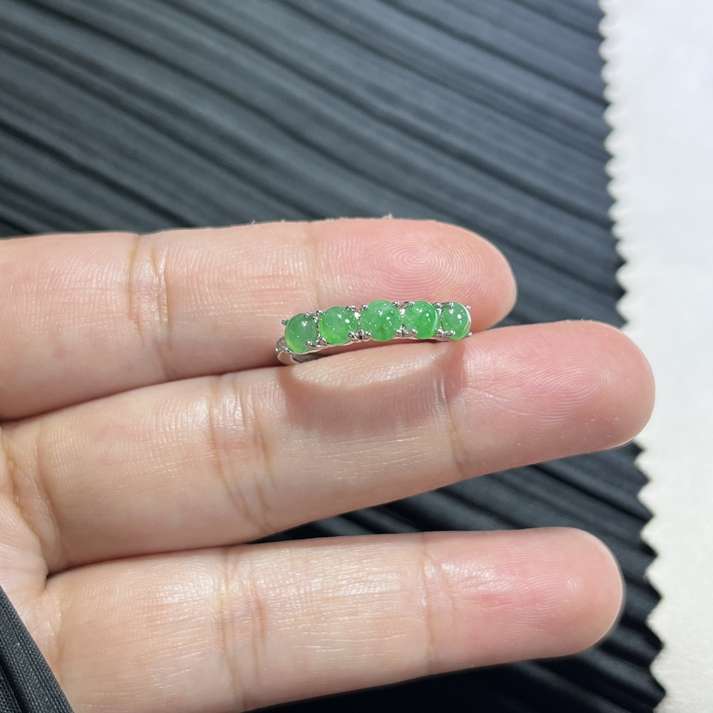 Myanmar Jade Silver-Set Green Row Ring 3