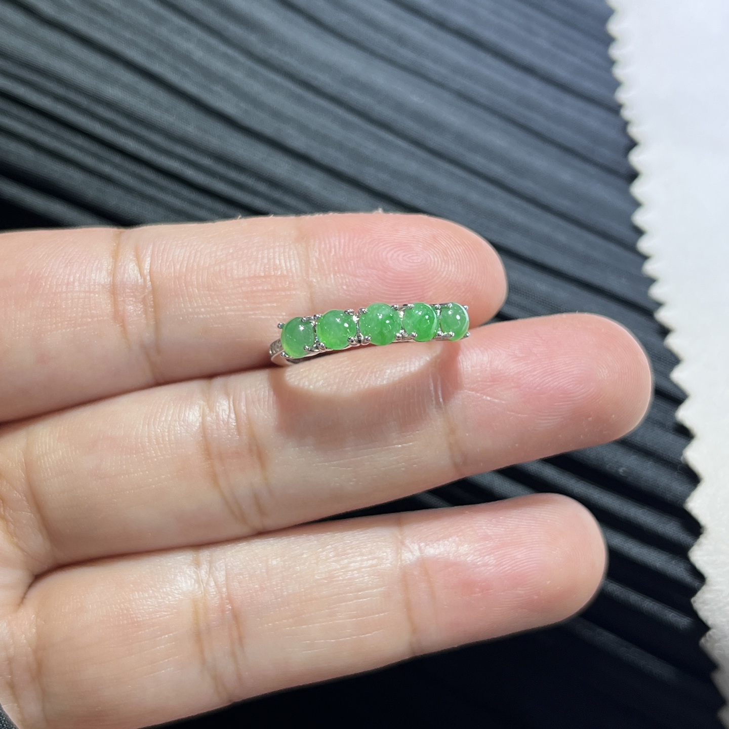 Myanmar Jade Silver-Set Green Row Ring 4