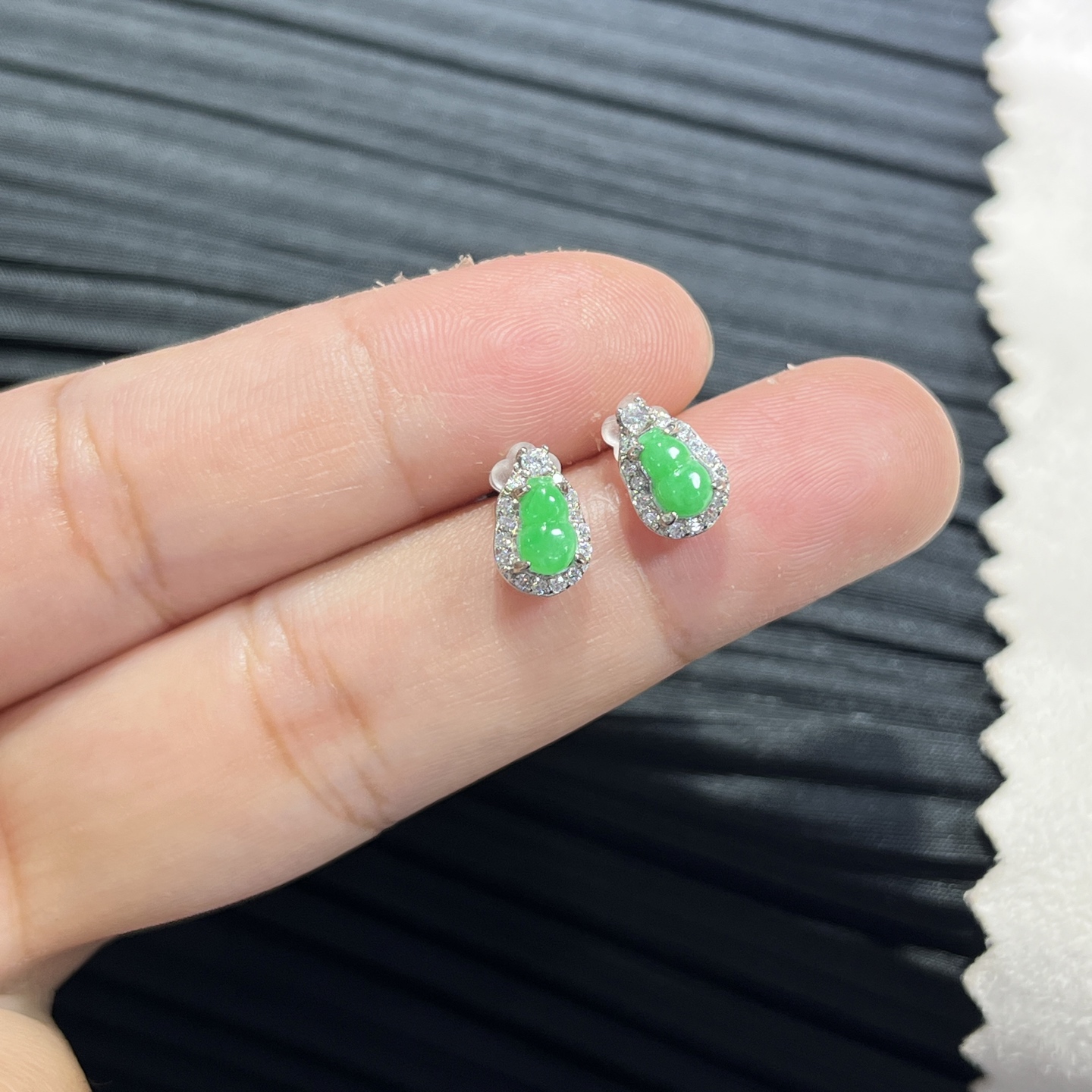 Myanmar Jade Silver-Set Green Earrings 4