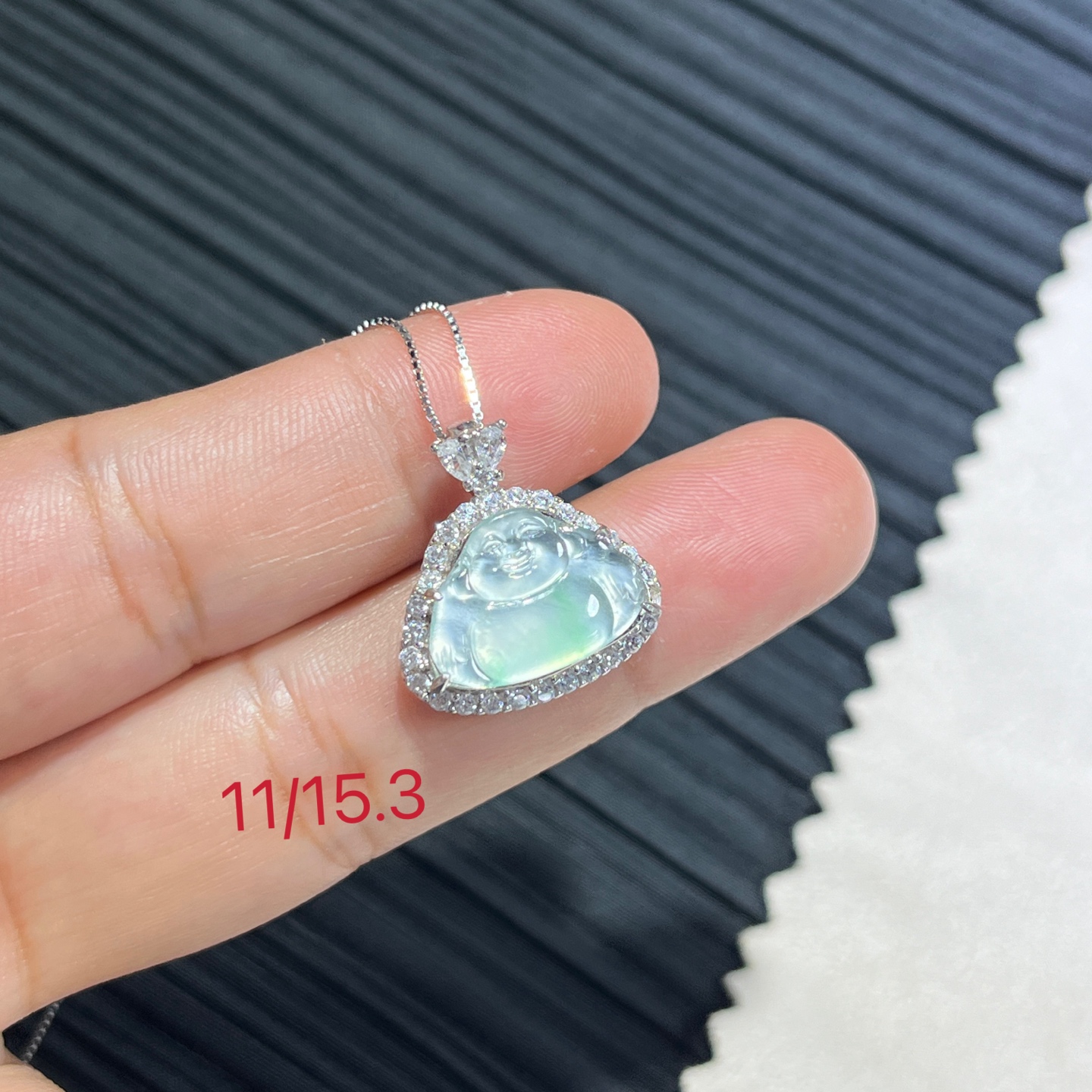 缅甸翡翠银镶冰佛公挂件
