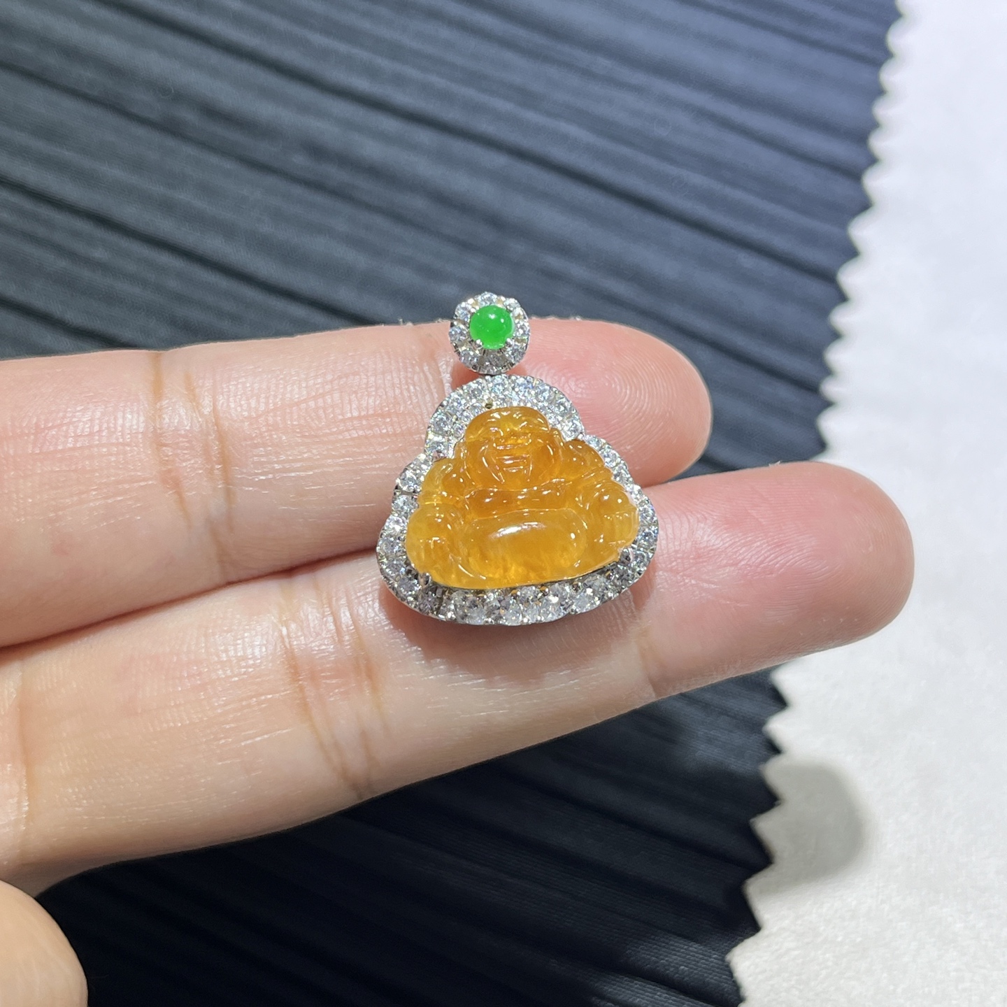 Myanmar Jade Silver-Plated Yellow Jade Buddha Pendant 2