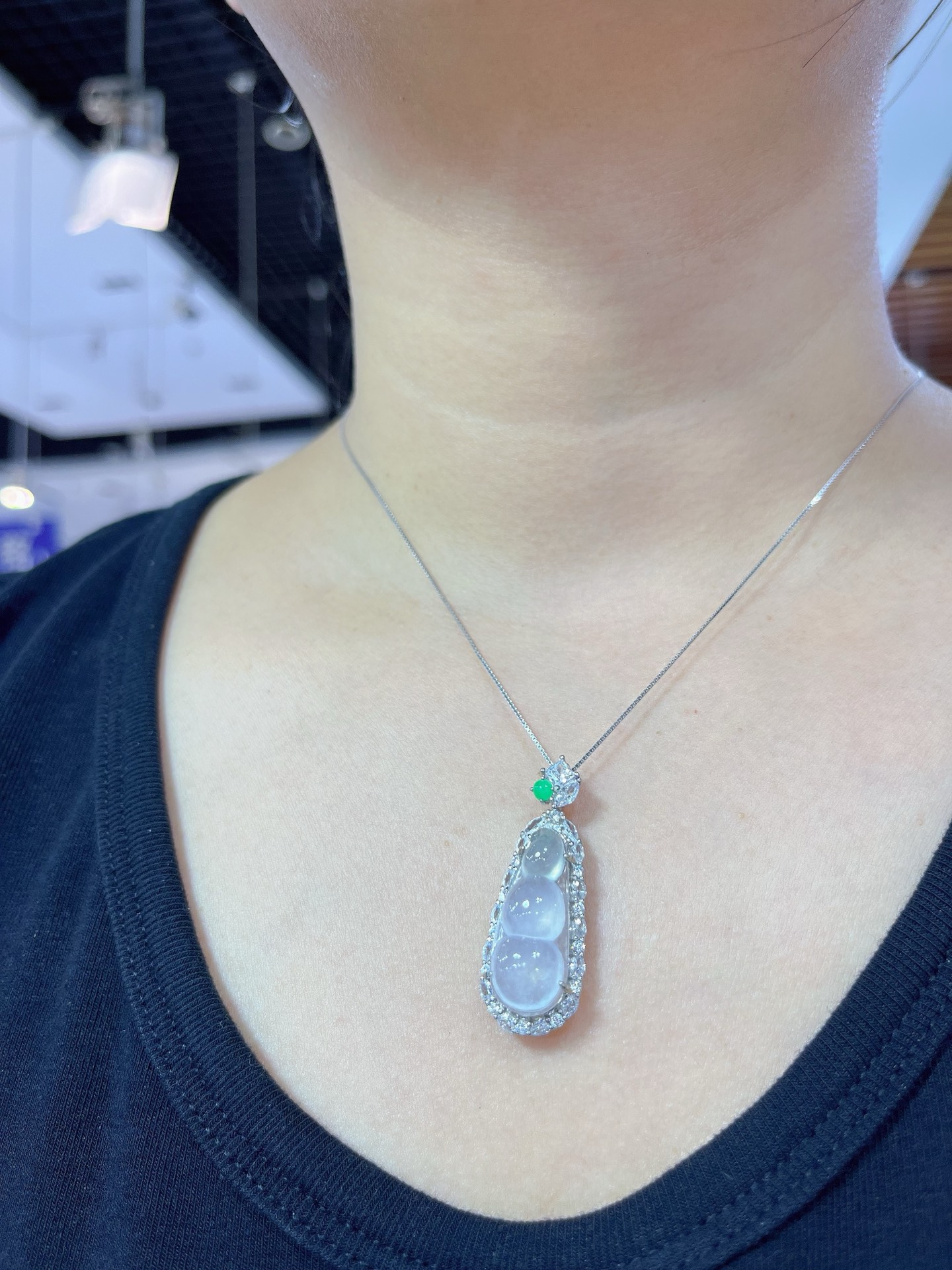 Myanmar Jade Silver-Set Ice Bean Pendant 4