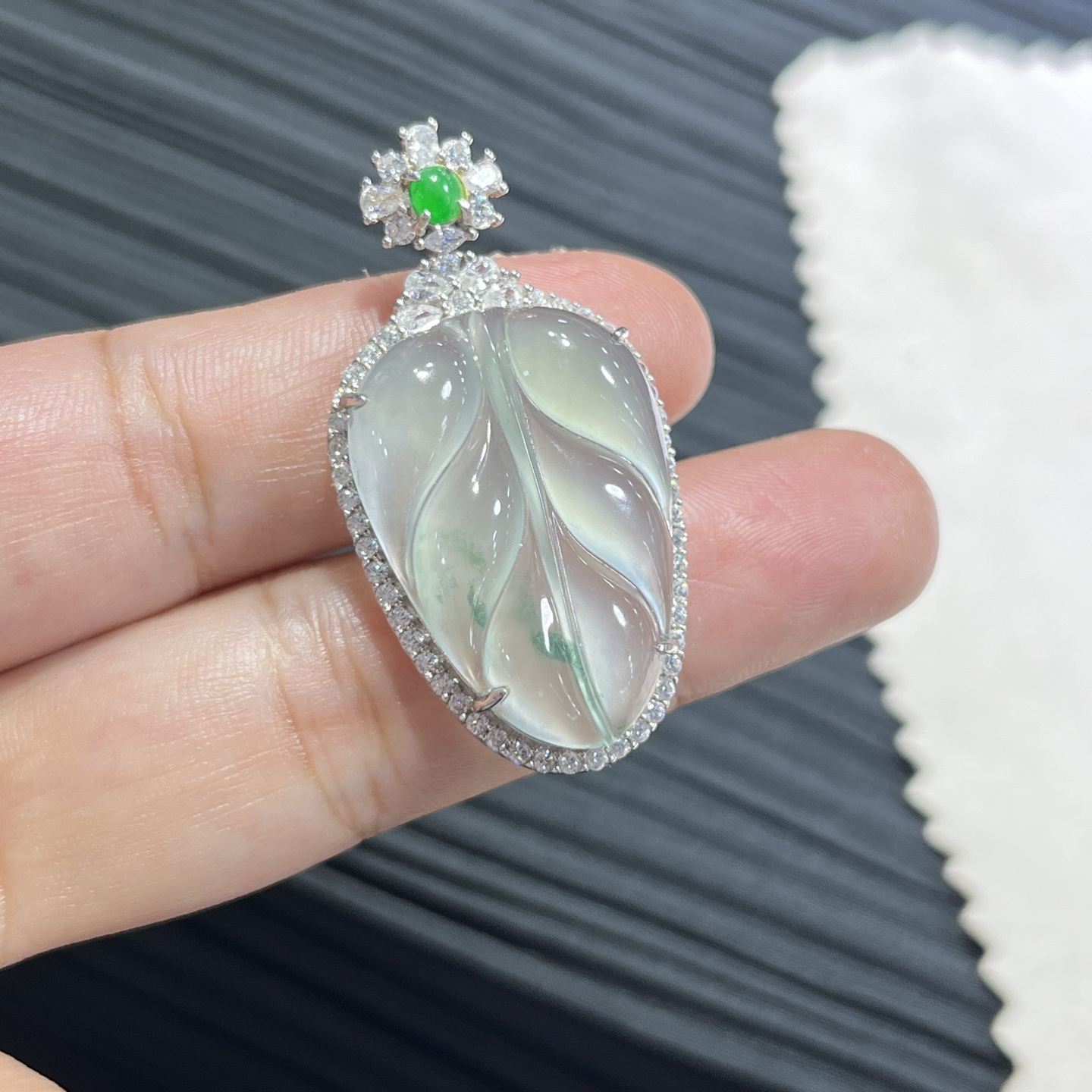 Myanmar Jade Silver-Set Ice-Glazed Leaf Pendant 4