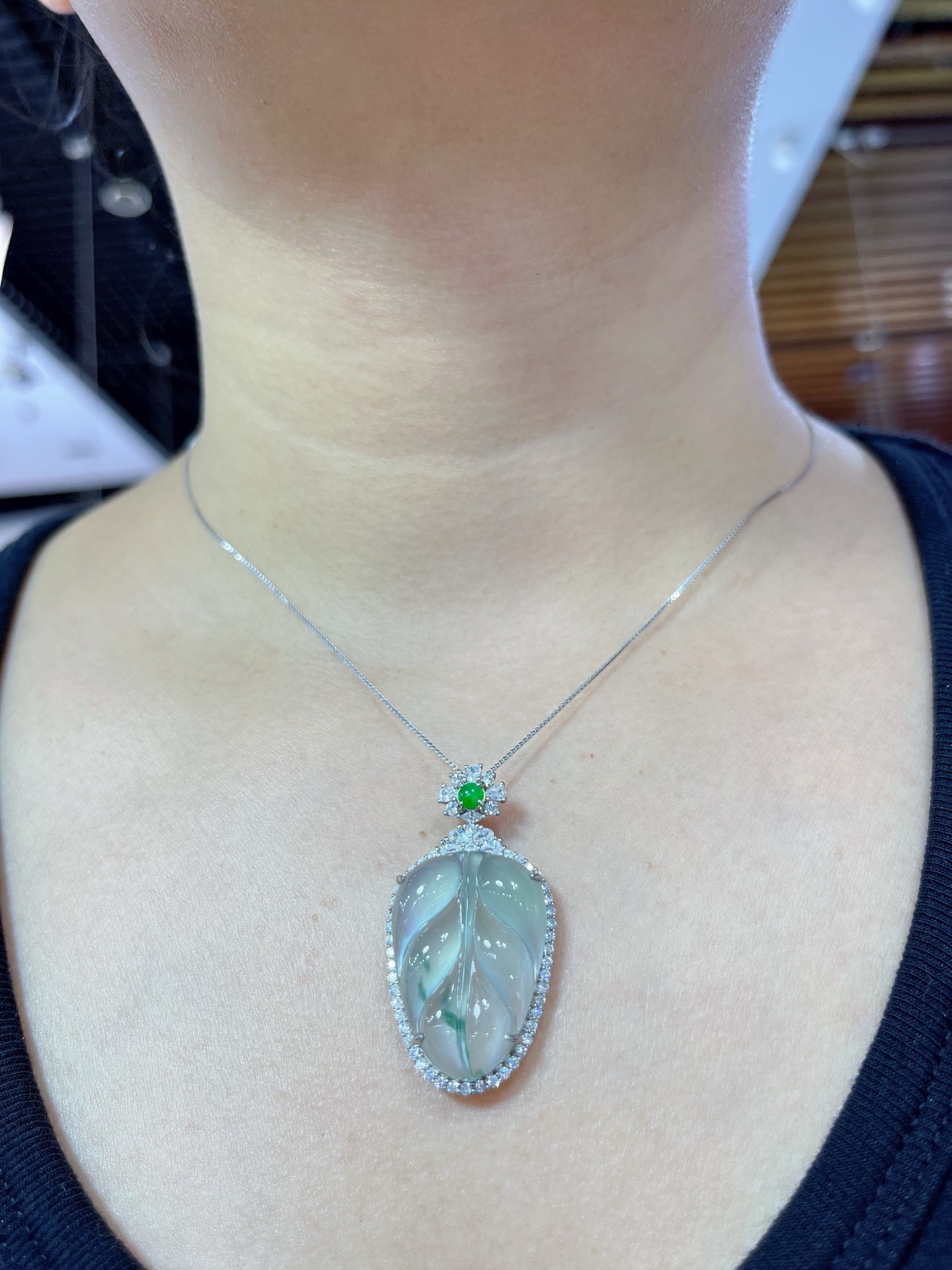 Myanmar Jade Silver-Set Ice-Glazed Leaf Pendant 3