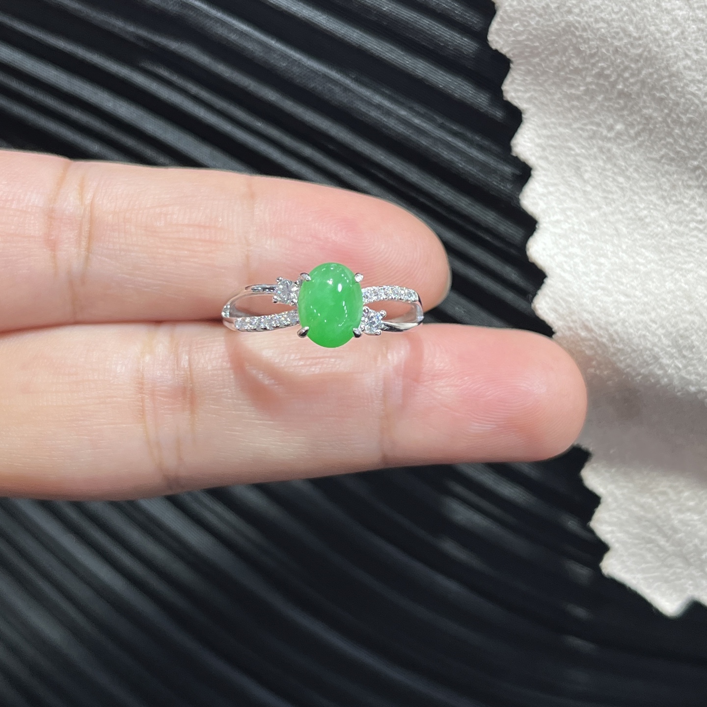 Myanmar Jade Silver-Set Green Ring, Micro-Cracks Under Light 4