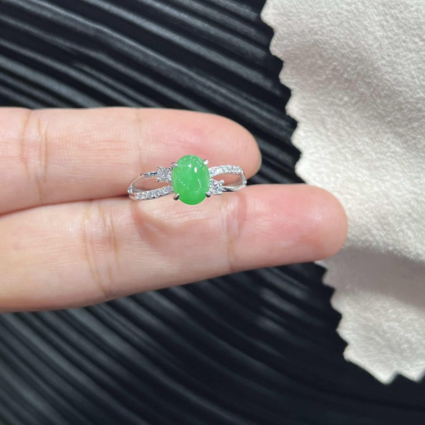 Myanmar Jade Silver-Set Green Ring, Micro-Cracks Under Light 2