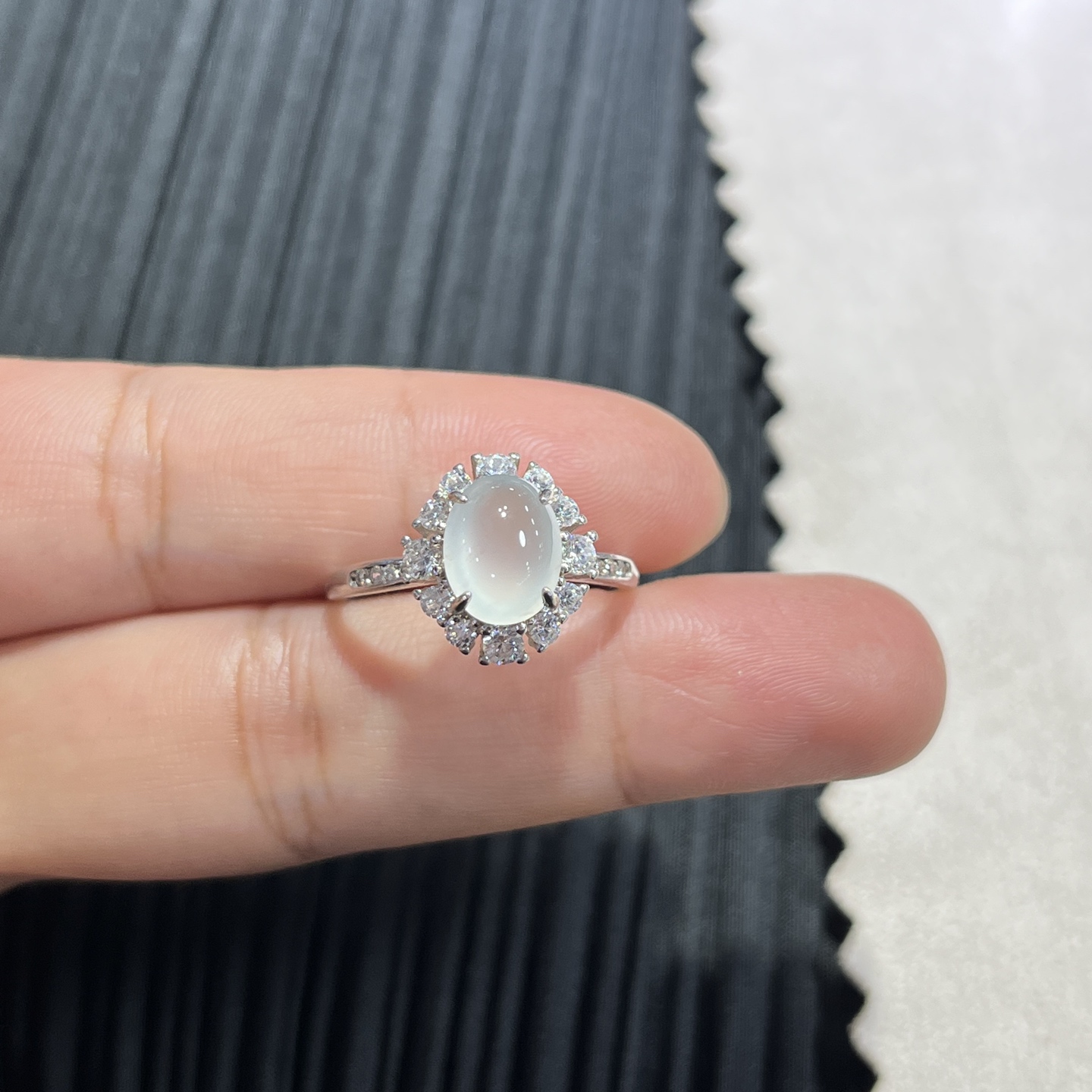 Myanmar Jade Silver-Set Ice Ring 3