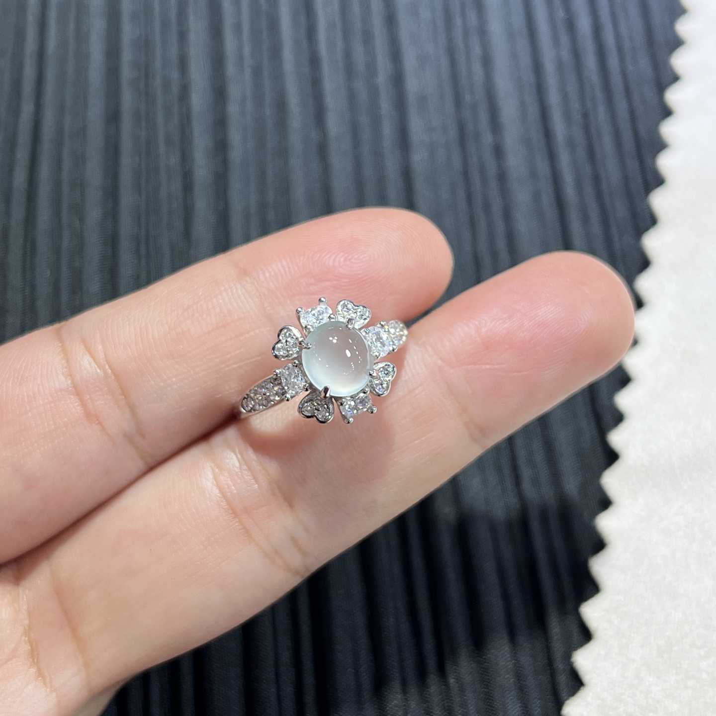 Myanmar Jade Silver-Set Ice Ring 2