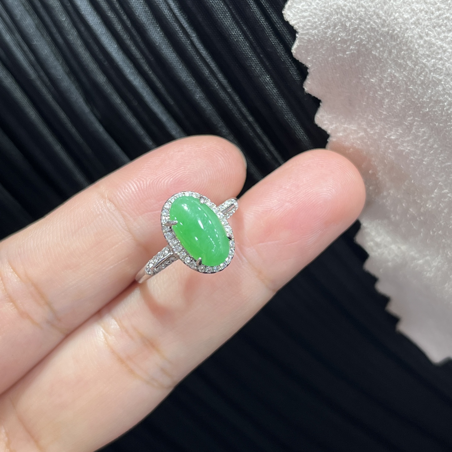 Myanmar Jade Silver-Set Green Ring 4