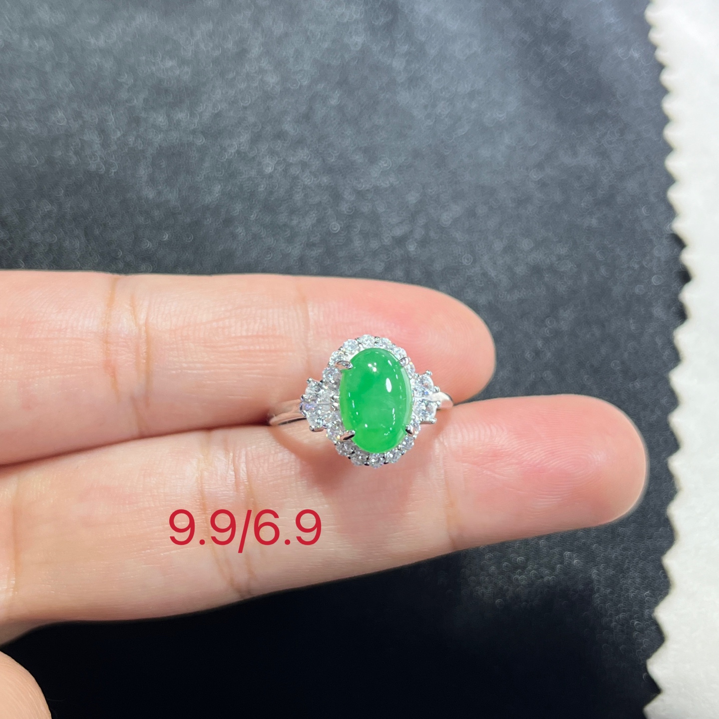 Myanmar Jade Silver-Set Green Ring