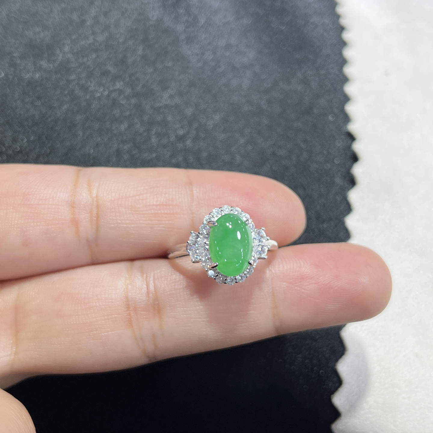 Myanmar Jade Silver-Set Green Ring 4