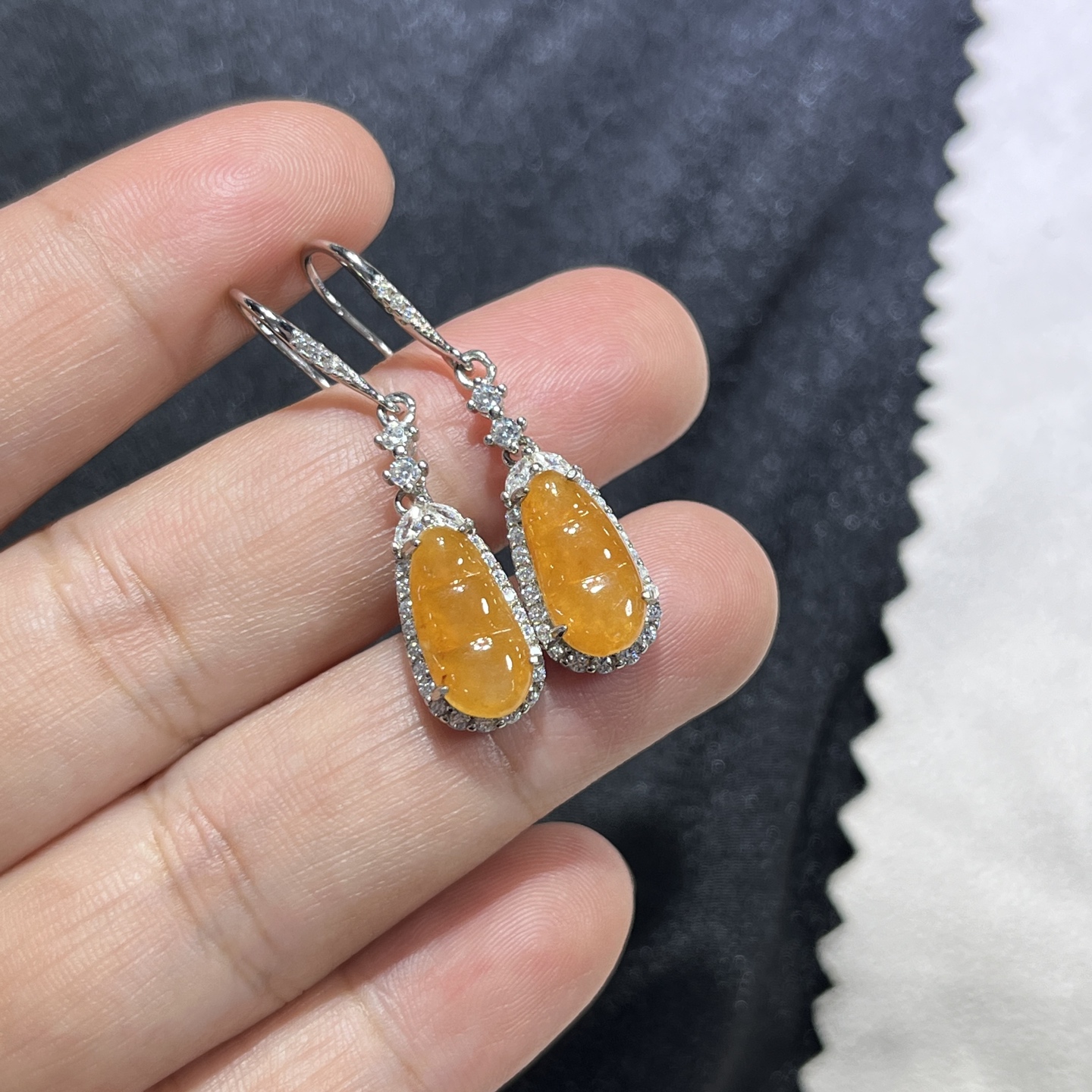 Myanmar Jade Silver-Plated Bean Drop Earrings 3