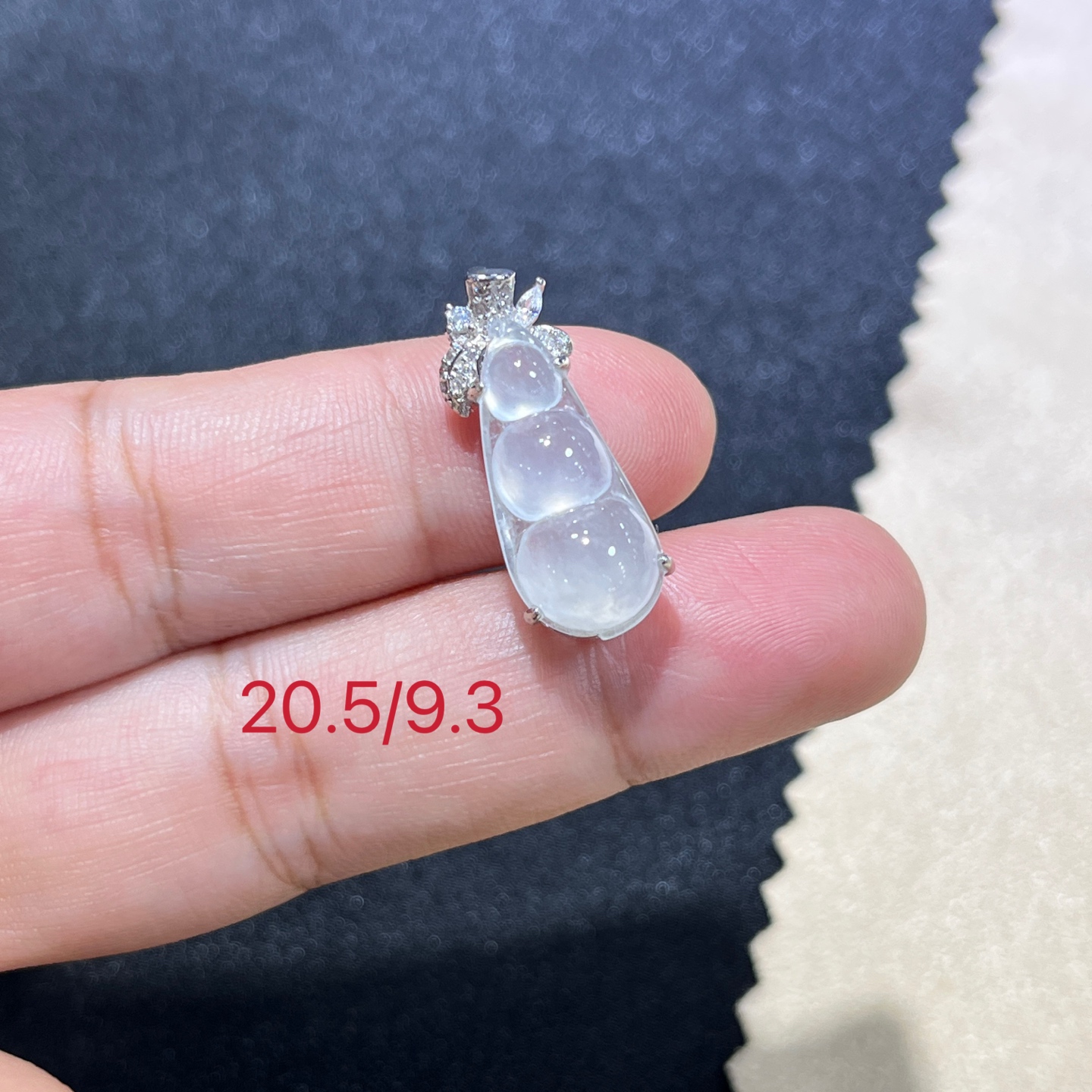 Myanmar Jade Silver-Plated Bean Pendant