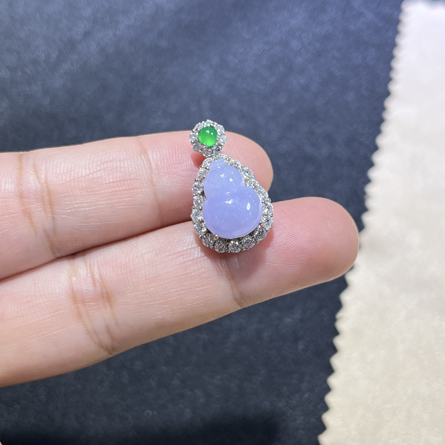 Myanmar Jade Silver-Plated Purple Gourd Pendant 3
