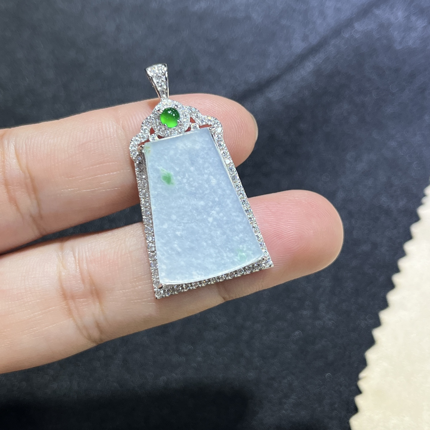 Myanmar Jade Silver-Inlaid Wu Shi Pendant 2