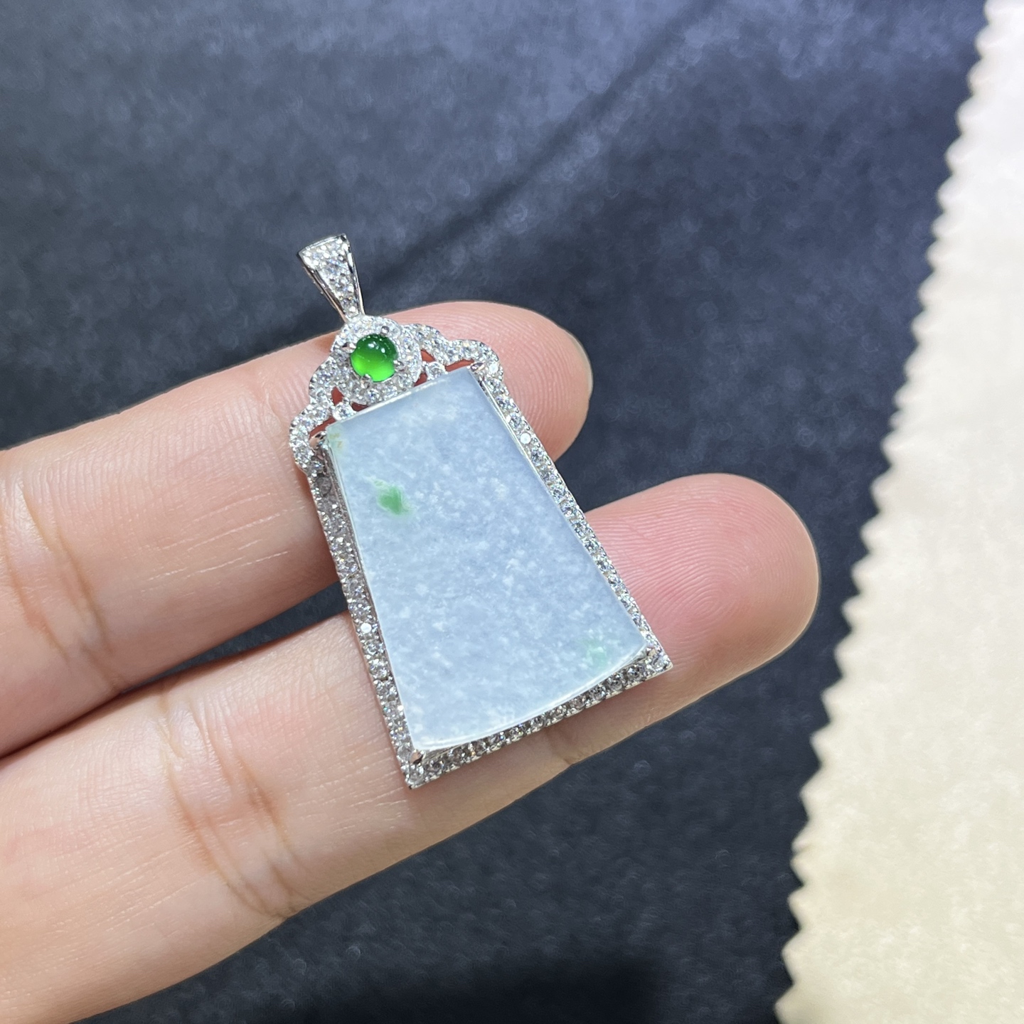 Myanmar Jade Silver-Inlaid Wu Shi Pendant 3
