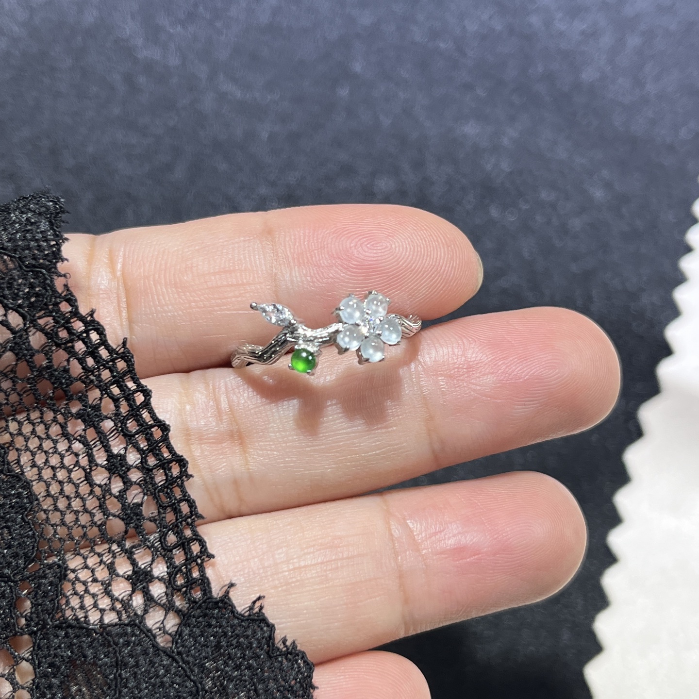 Myanmar Jade Silver-Set Exquisite Ring 2