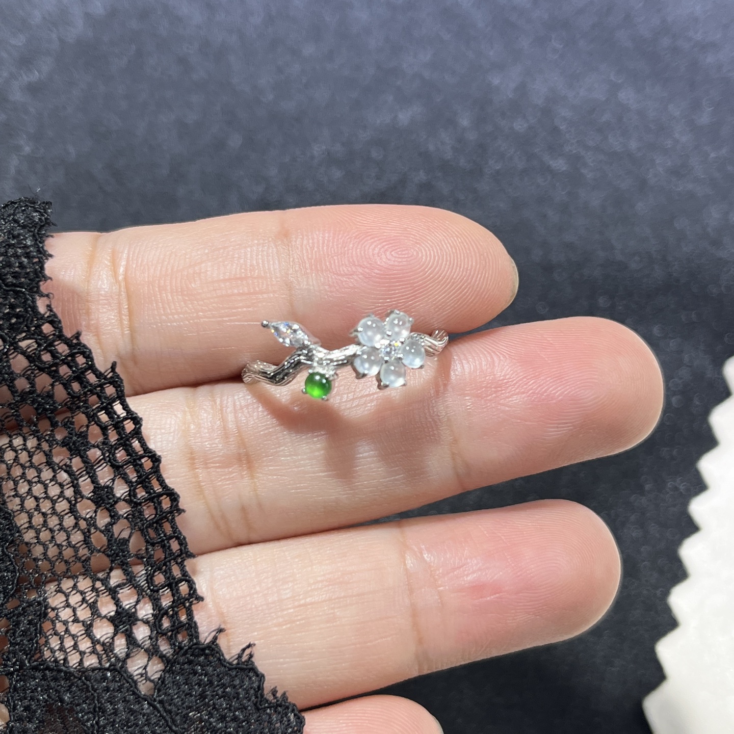 Myanmar Jade Silver-Inlaid Exquisite Ring