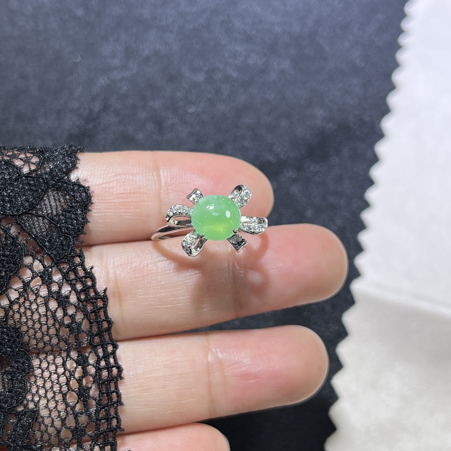 Myanmar Jade Silver-Set Exquisite Ring 3