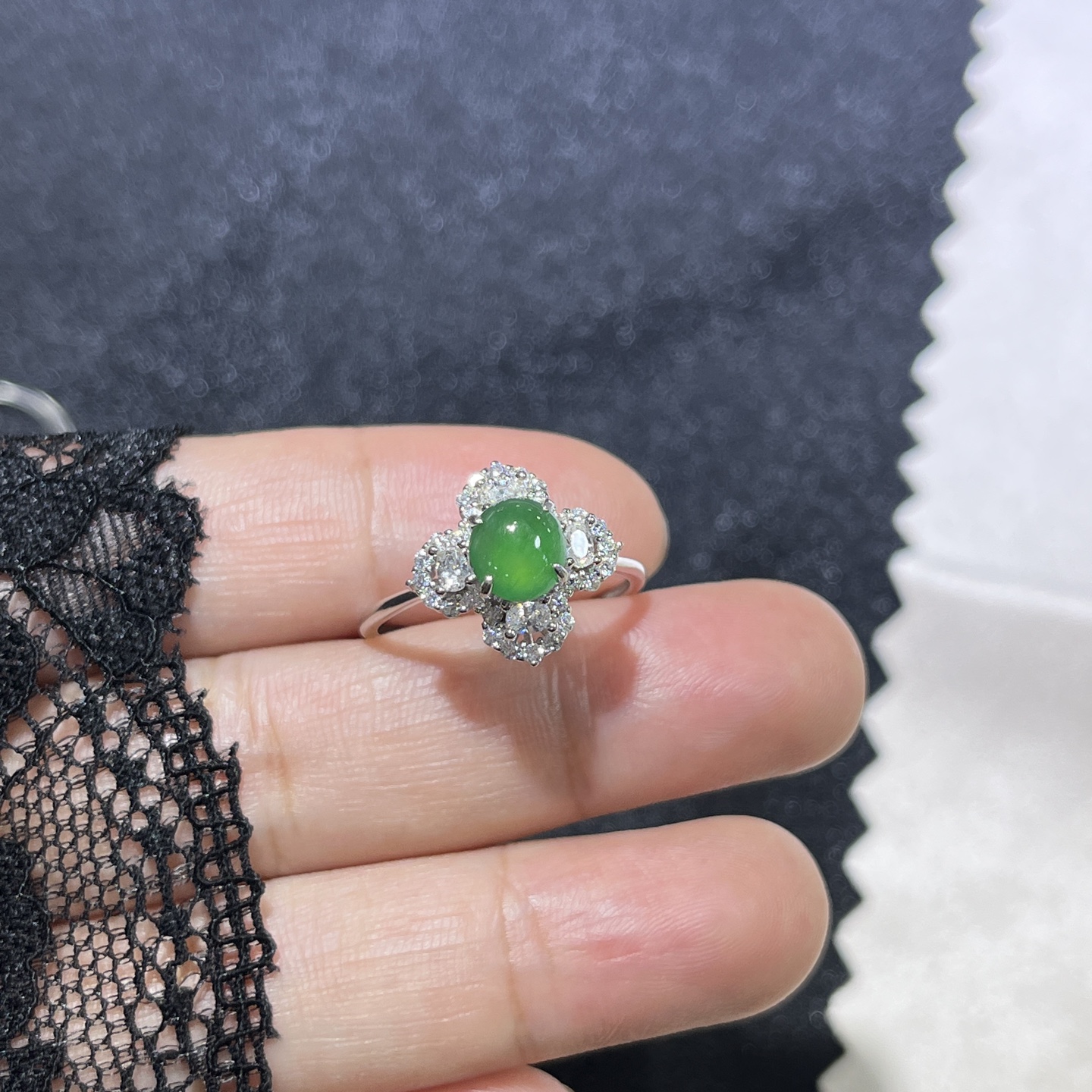 Myanmar Jade Silver-Set Exquisite Ring 3