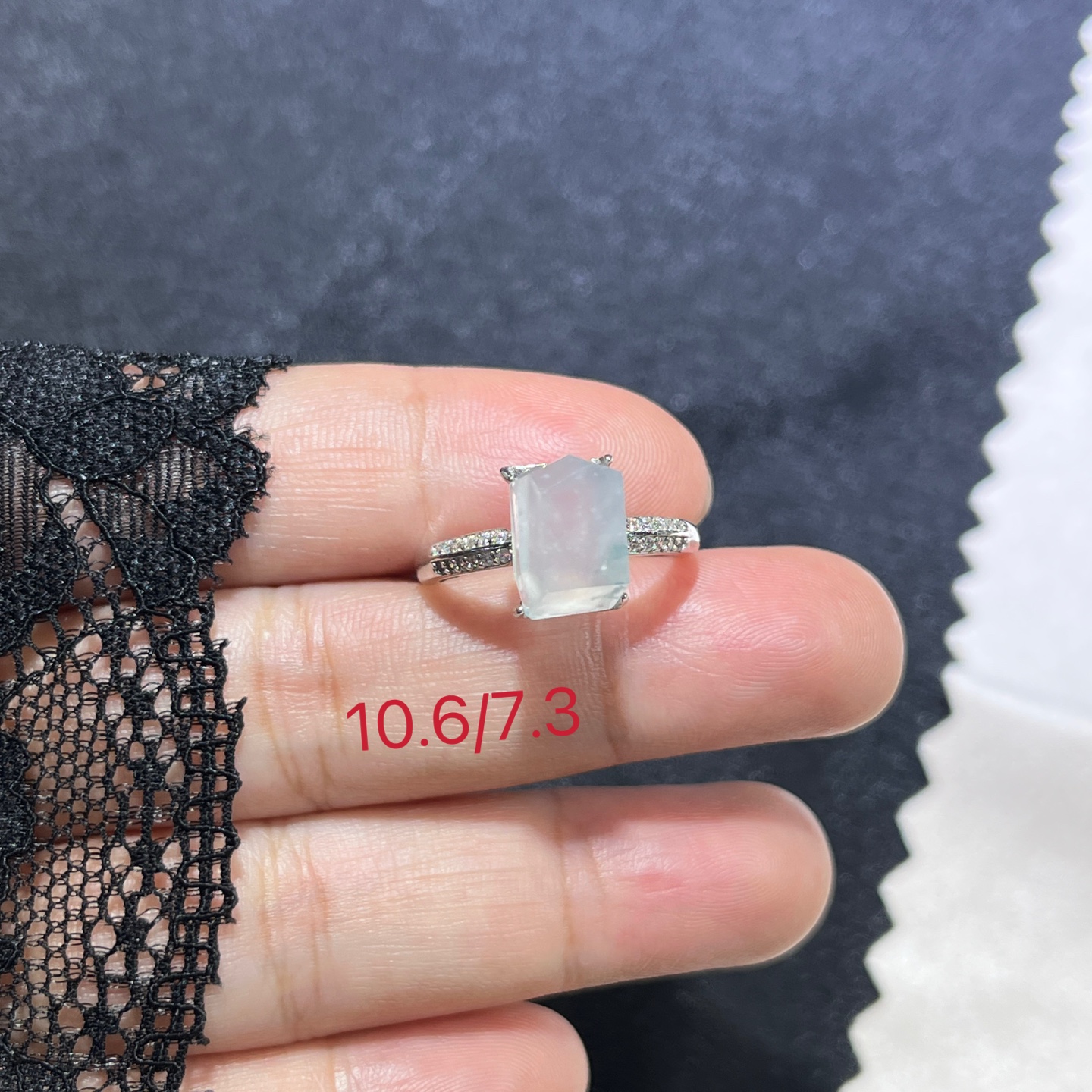 Myanmar Jade Silver-Inlaid Ring
