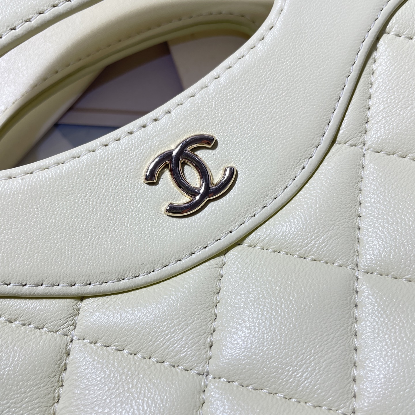 Chanel Style Bag style reference detail image 6 from source 785897