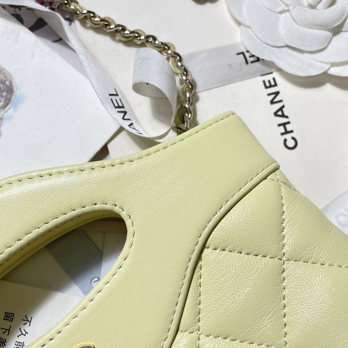 Chanel Style Bag style reference detail image 7 from source 785897