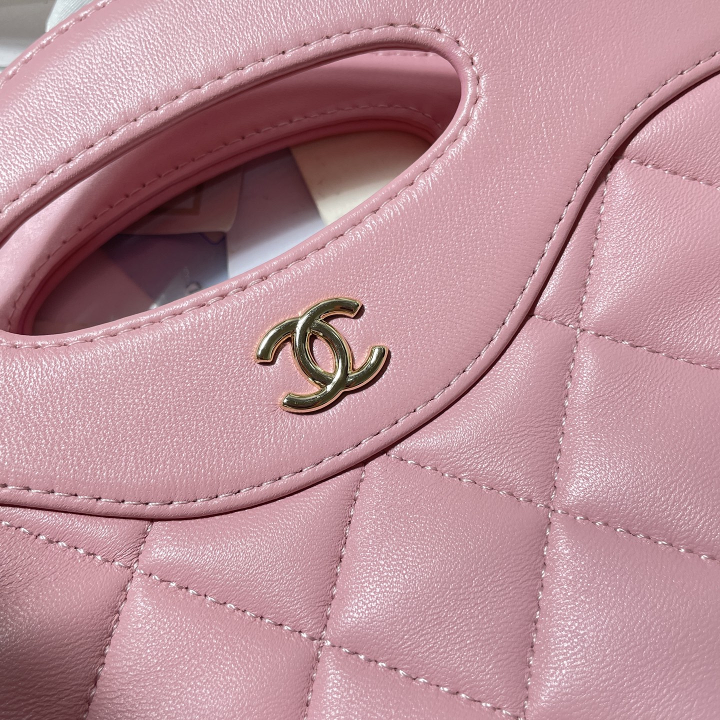 Chanel Style Bag style reference detail image 6 from source 785908