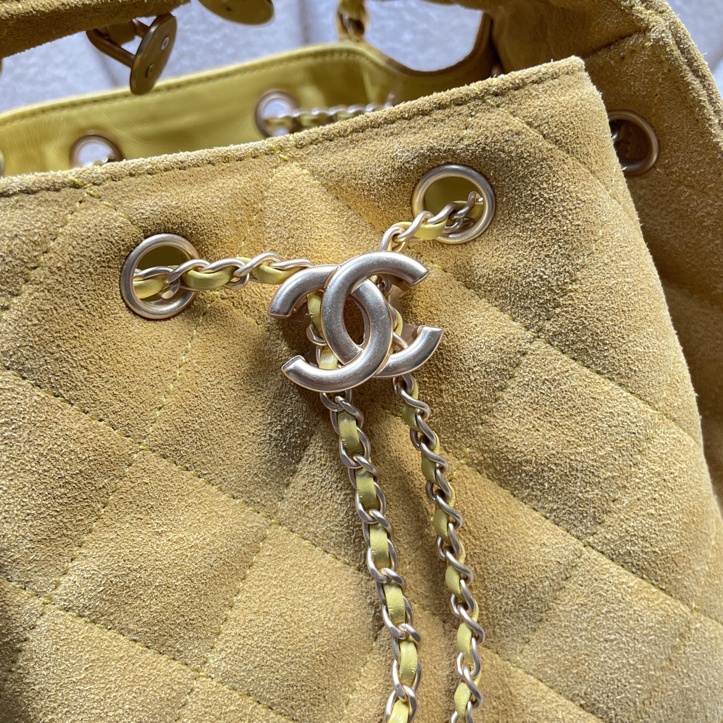 Chanel Style Leather Tote Bag style reference detail image 5 from source 785911