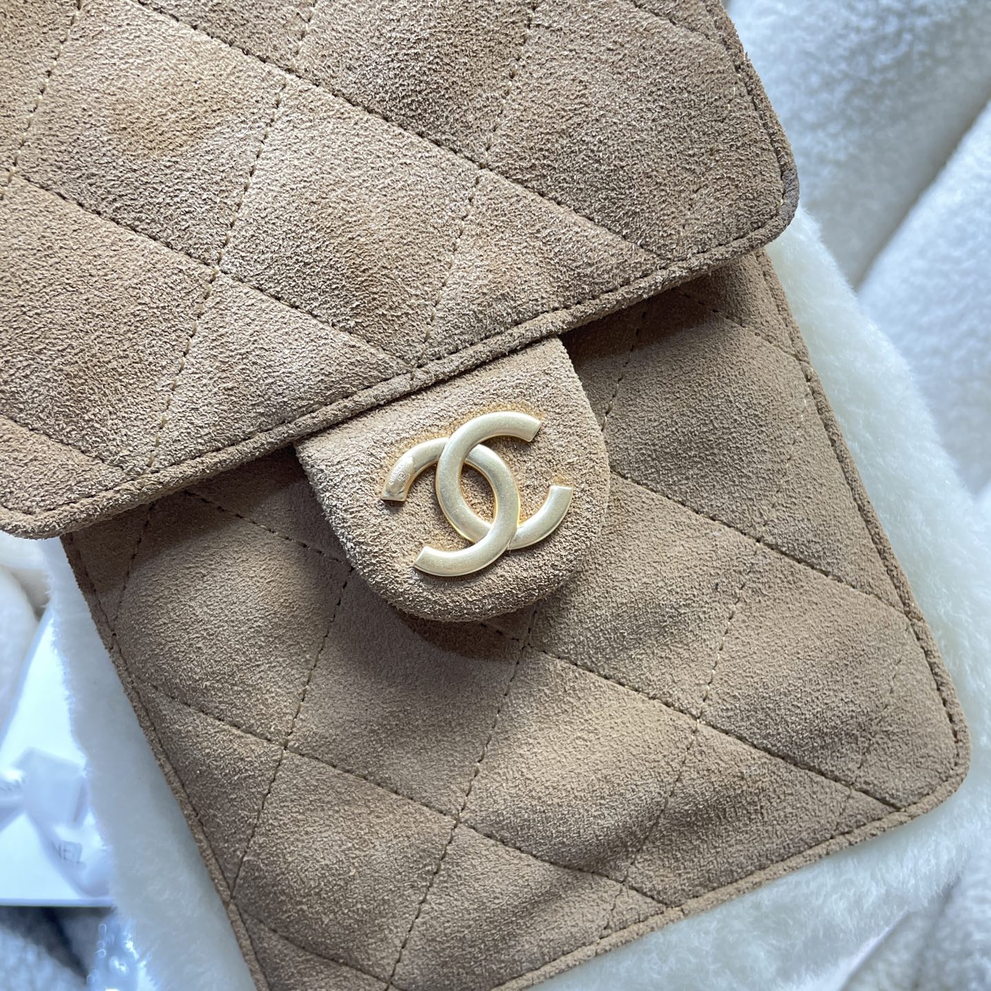 Chanel Style Leather Tote Bag style reference detail image 6 from source 785914
