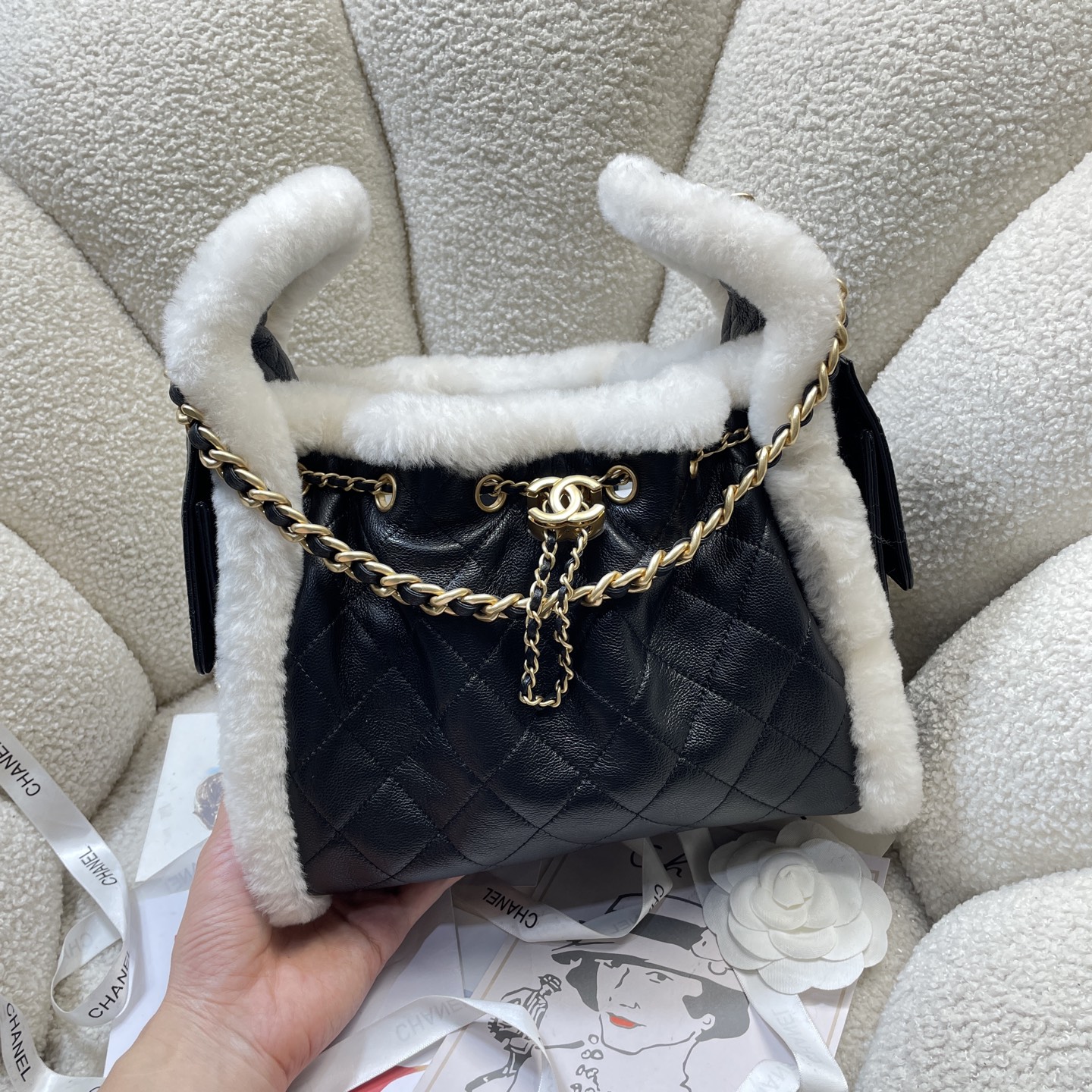 Chanel Style Leather Tote Bag Lookbook Reference image 2