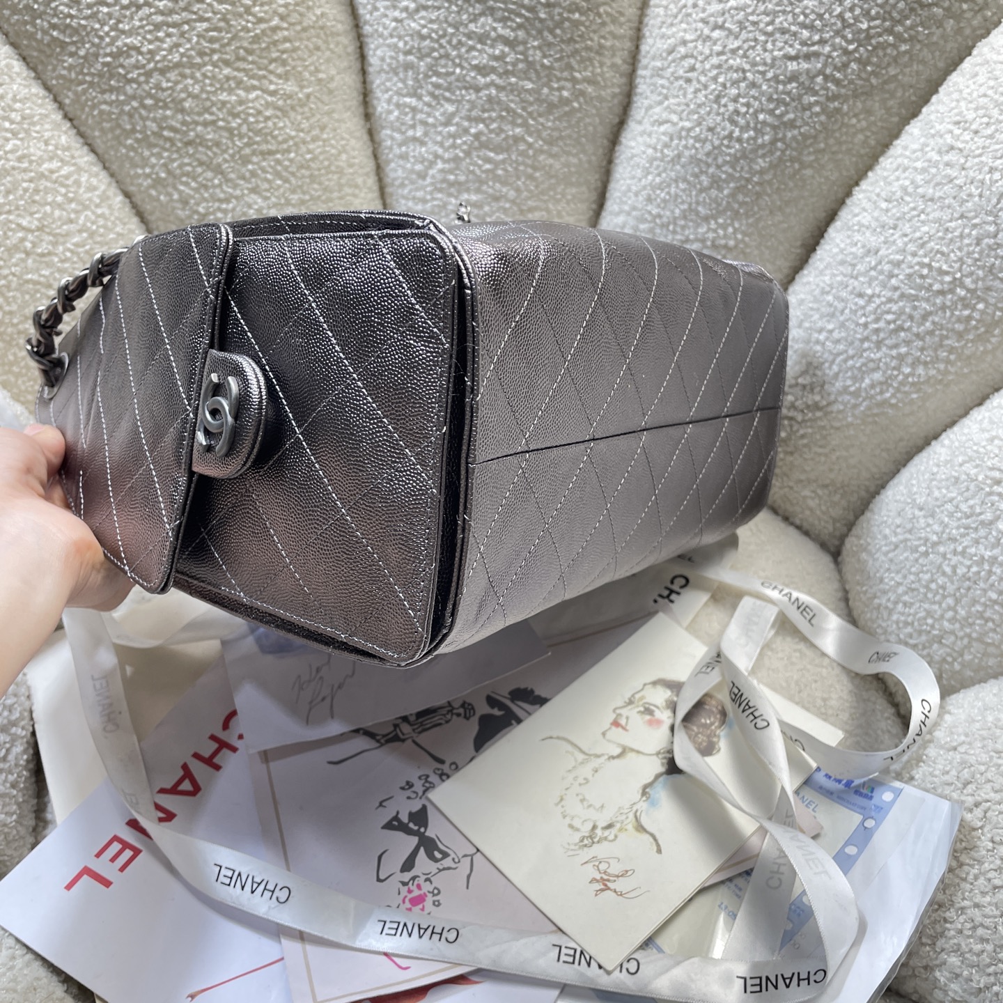Chanel Style Leather Tote Bag style reference detail image 4 from source 785903