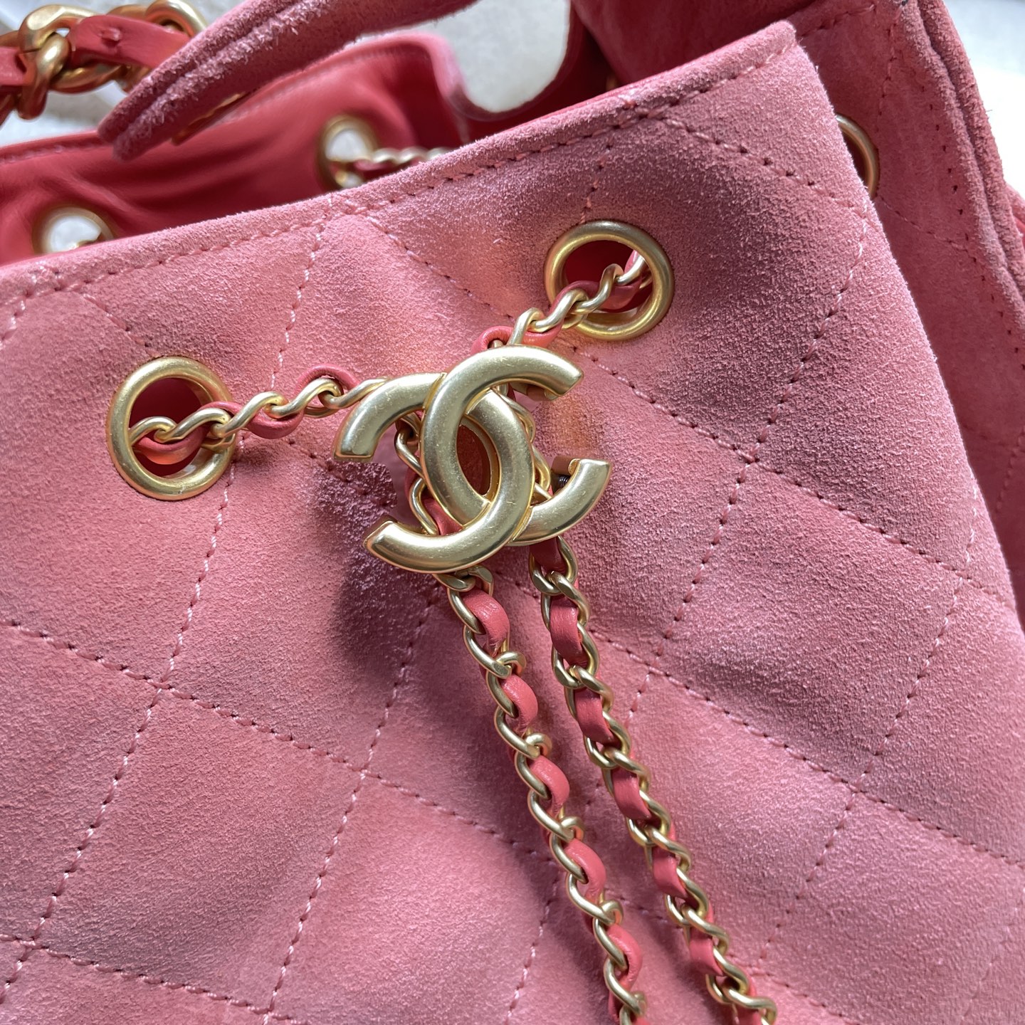 Chanel Style Leather Tote Bag style reference detail image 5 from source 785898