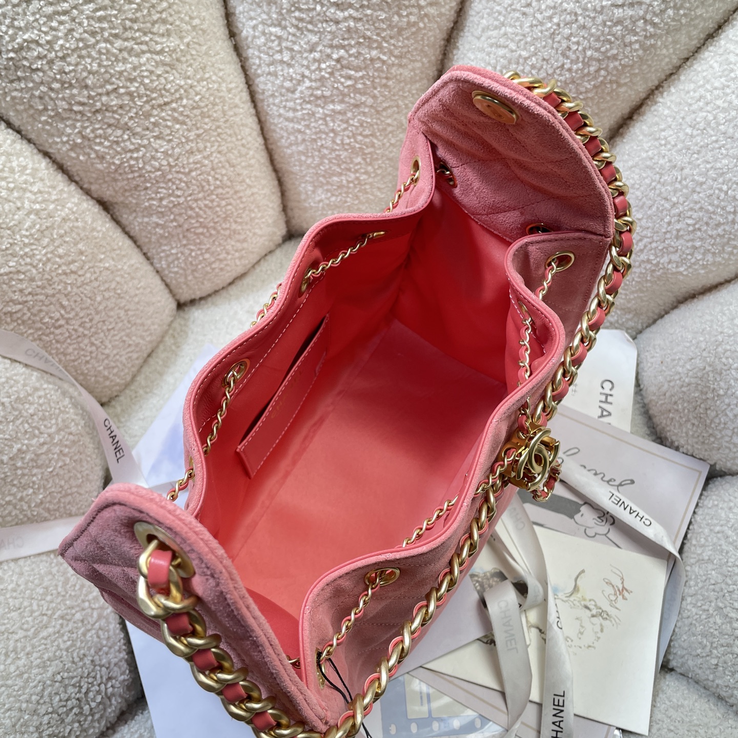 Chanel Style Leather Tote Bag style reference detail image 7 from source 785898