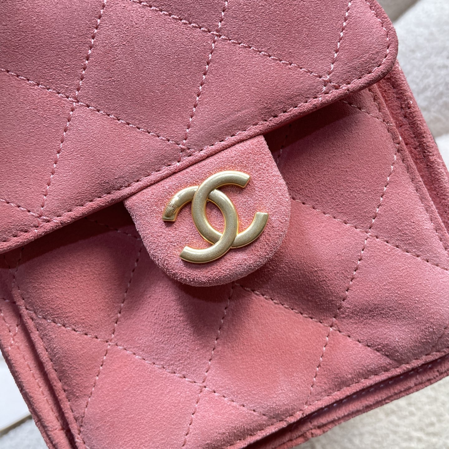 Chanel Style Leather Tote Bag style reference detail image 6 from source 785898