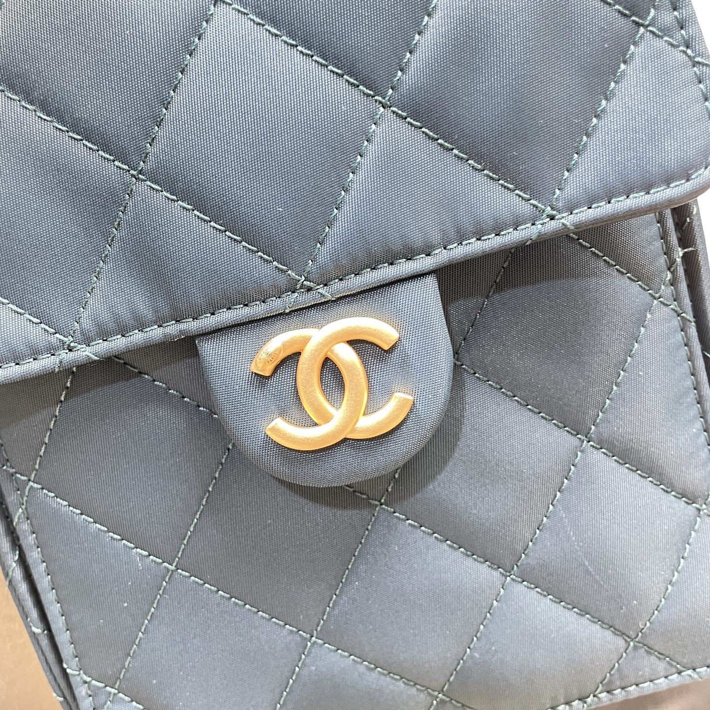 Chanel Style Leather Tote Bag style reference detail image 7 from source 785904
