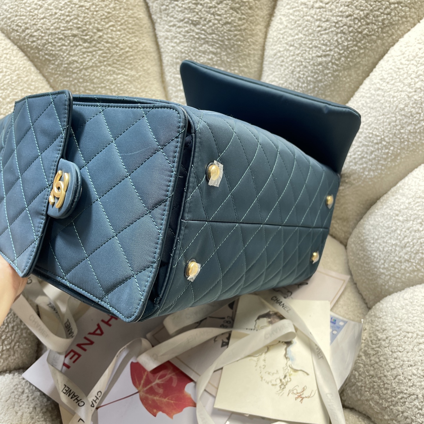 Chanel Style Leather Tote Bag style reference detail image 4 from source 785904