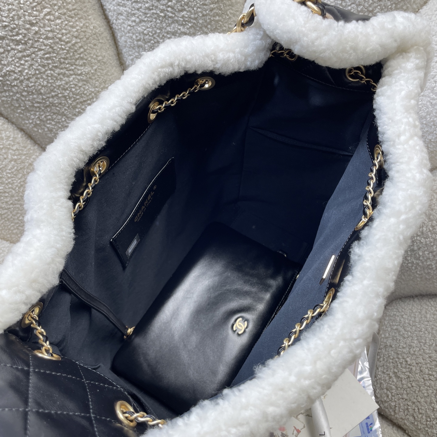 Chanel Style Leather Tote Bag style reference detail image 8 from source 785901