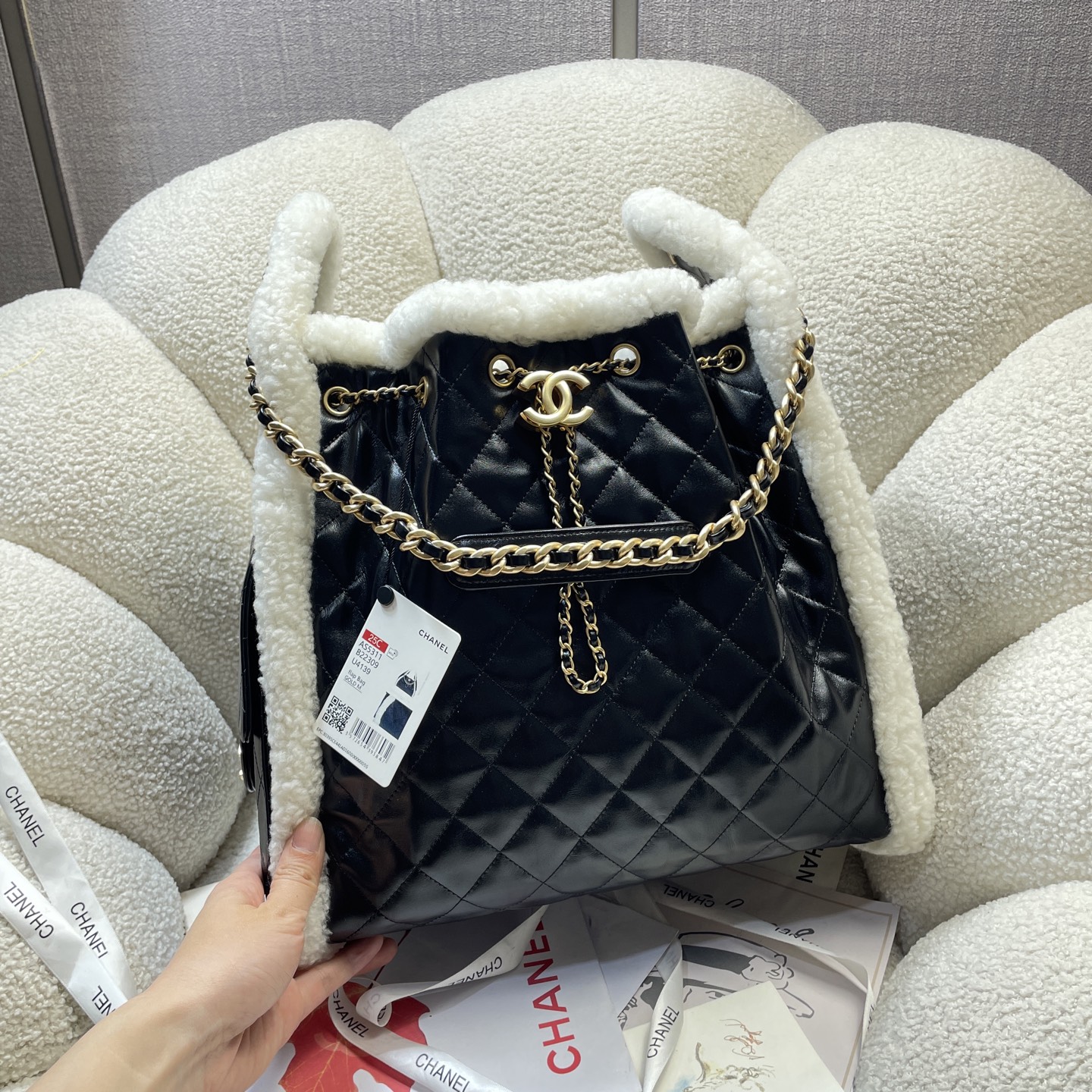 Chanel Style Leather Tote Bag Lookbook Reference image 2