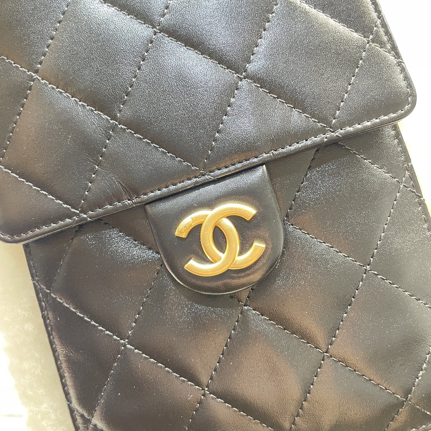 Chanel Style Leather Tote Bag style reference detail image 7 from source 785901
