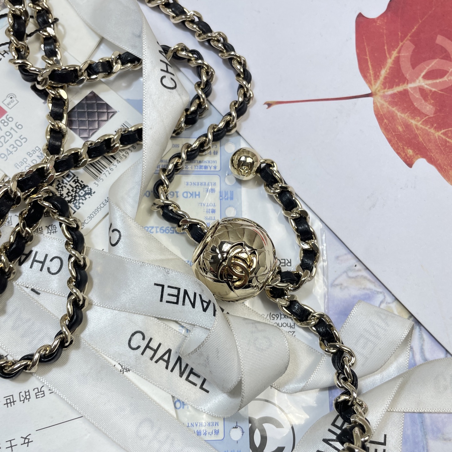 Chanel Style Shoulder Bag style reference detail image 7 from source 776582