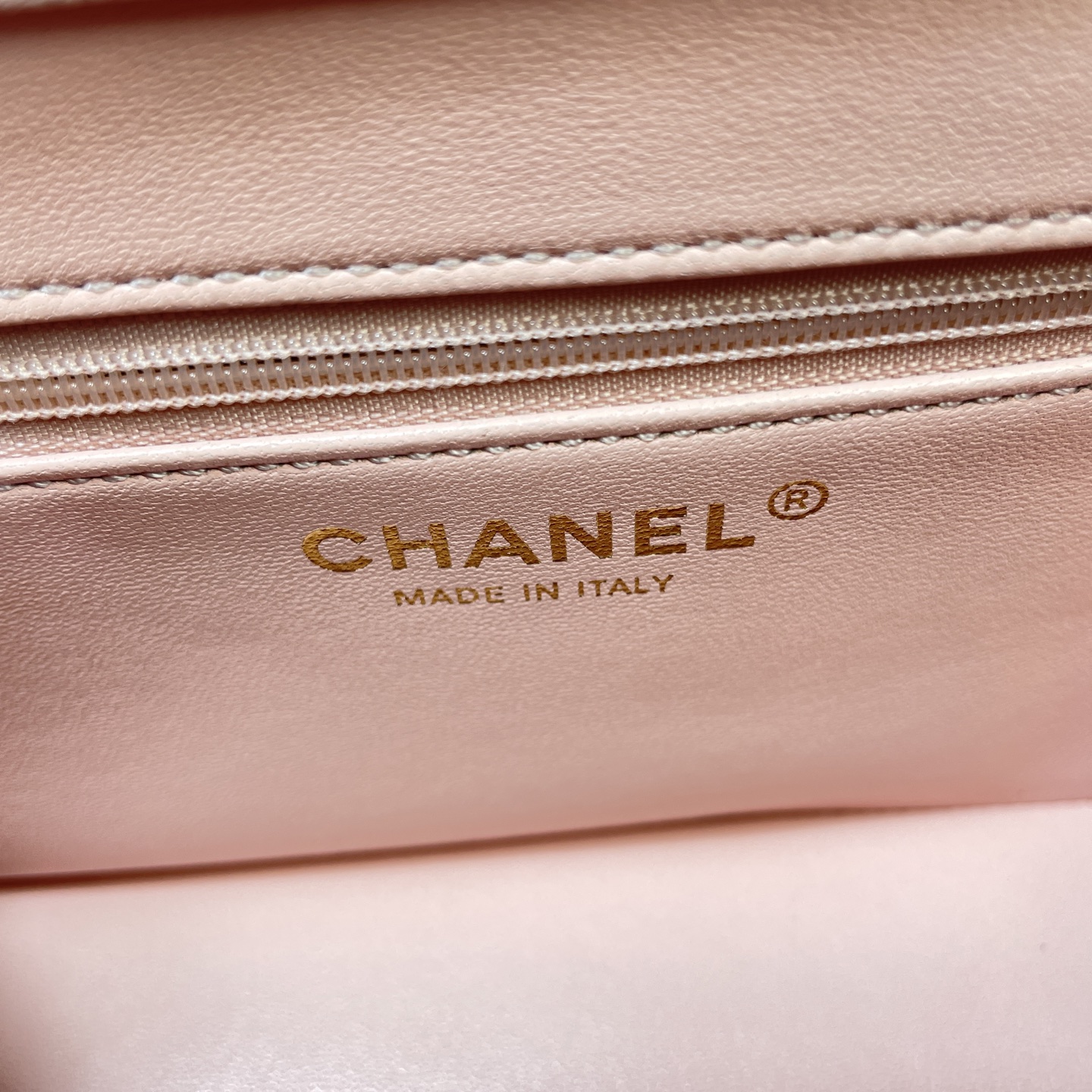 Chanel Style Leather Card Holder Bags detail image 9 from source 785978
